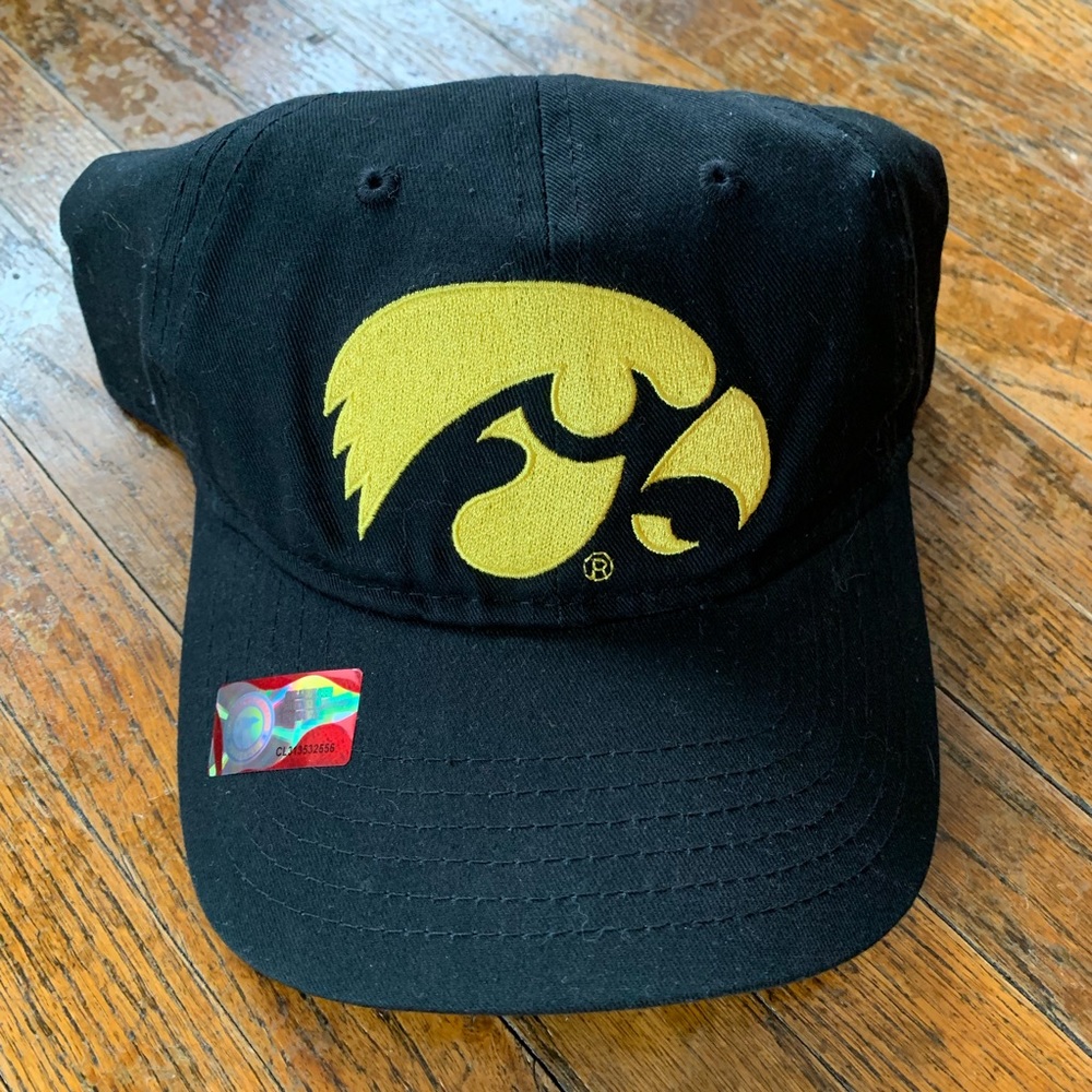 Iowa Hawkeyes Snapback Hat Cap NCAA OFFICIAL NWT